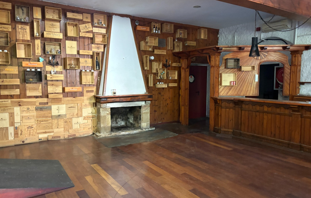 Alquiler - Restaurante -
Vallirana