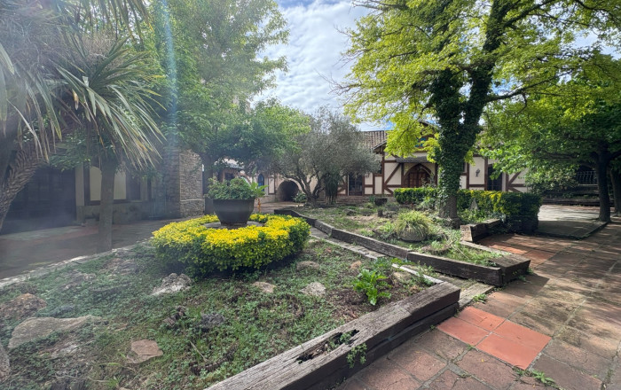 Alquiler - Restaurante -
Vallirana