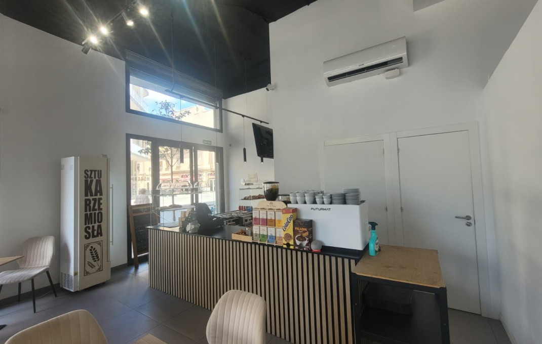 Transfert - Obradores y/o Panaderias -
L'Hospitalet de Llobregat - Santa eulalia