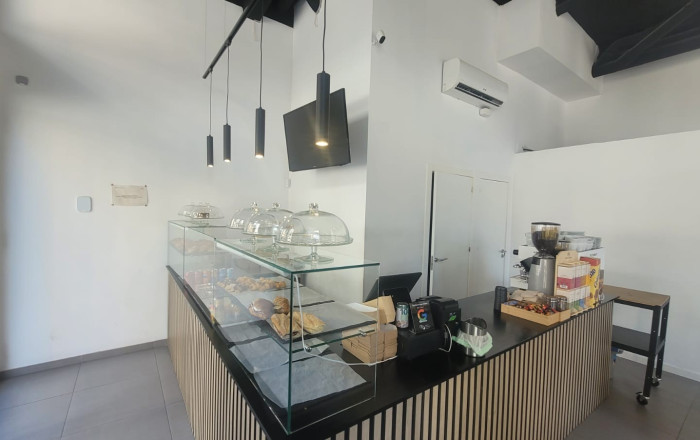 Transfert - Obradores y/o Panaderias -
L'Hospitalet de Llobregat - Santa eulalia