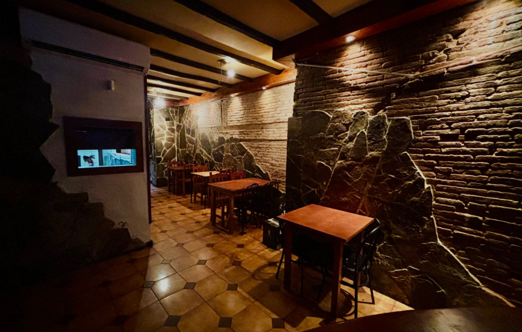 Venta en rentabilidad - Bar Restaurante -
Barcelona - Gràcia