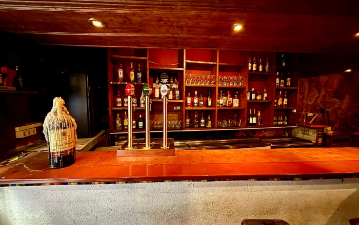 Venta en rentabilidad - Bar Restaurante -
Barcelona - Gràcia