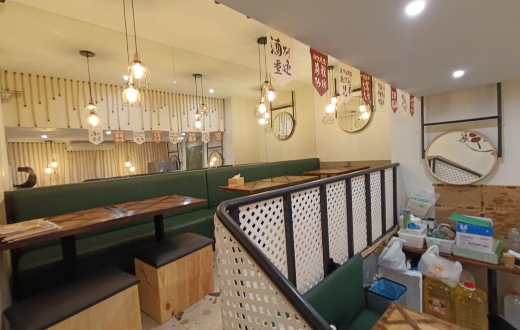 Transfer - Bar Restaurante -
Barcelona - Sant Antoni