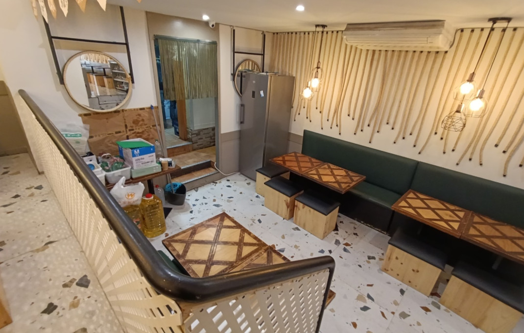 Transfer - Bar Restaurante -
Barcelona - Sant Antoni