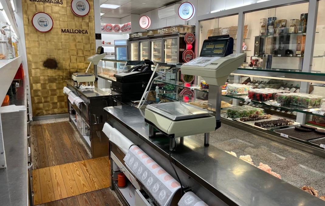 Traspaso - Obradores y/o Panaderias -
Barcelona - Plaza España