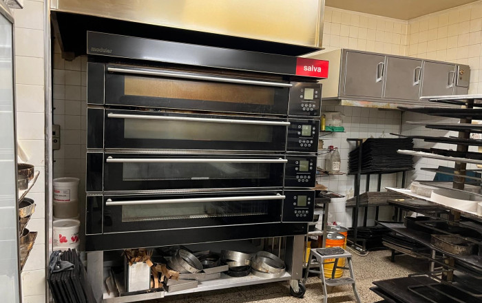 Traspaso - Obradores y/o Panaderias -
Barcelona - Plaza España