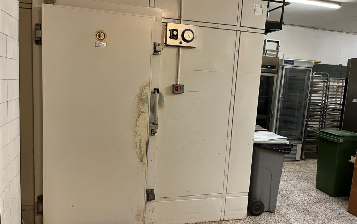 Traspaso - Obradores y/o Panaderias -
Barcelona - Plaza España