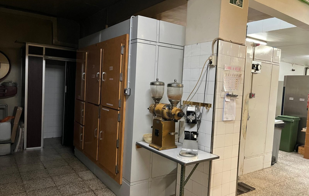 Traspaso - Obradores y/o Panaderias -
Barcelona - Plaza España