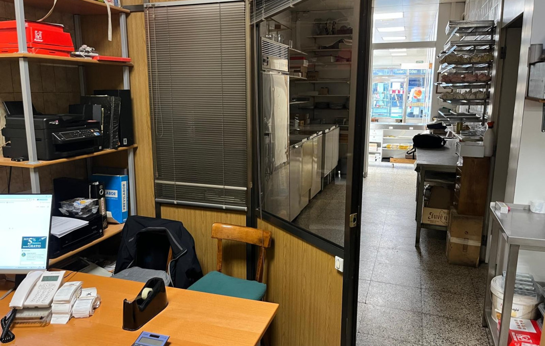 Traspaso - Obradores y/o Panaderias -
Barcelona - Plaza España