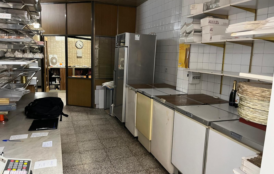 Traspaso - Obradores y/o Panaderias -
Barcelona - Plaza España