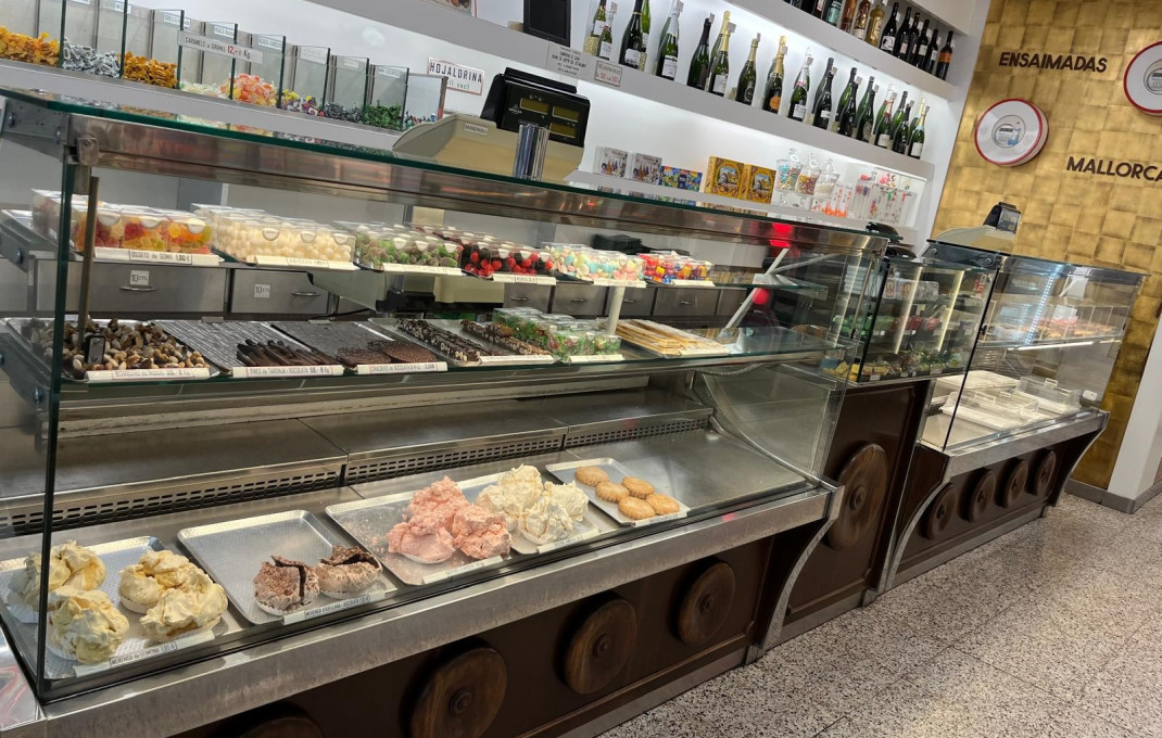 Traspaso - Obradores y/o Panaderias -
Barcelona - Plaza España