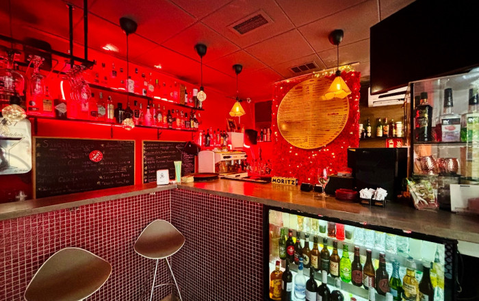 Traspaso - Licencia C2 -
Barcelona - Guinardo