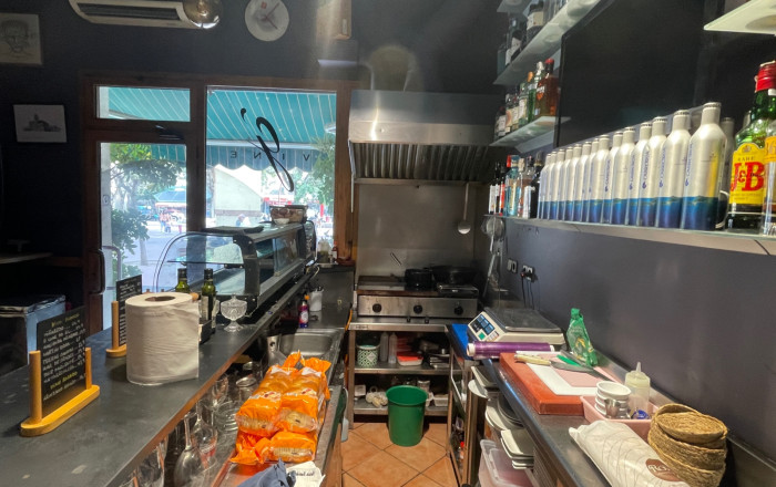 Transfer - Bar Restaurante -
L'Hospitalet de Llobregat - Centre