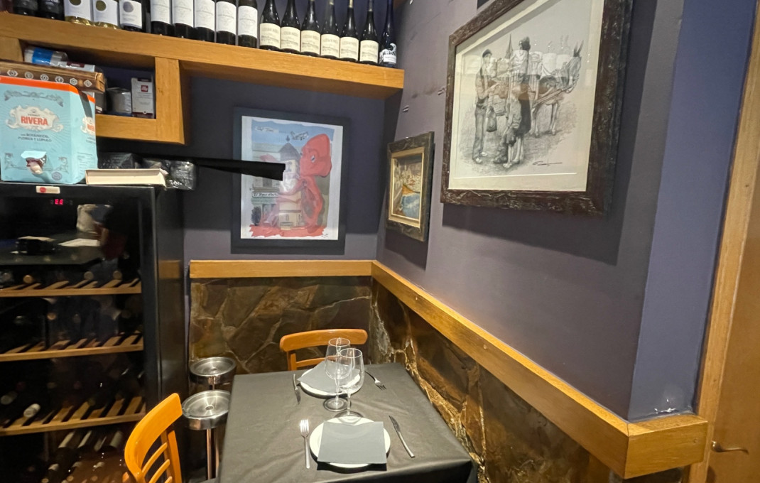 Transfer - Bar Restaurante -
L'Hospitalet de Llobregat - Centre