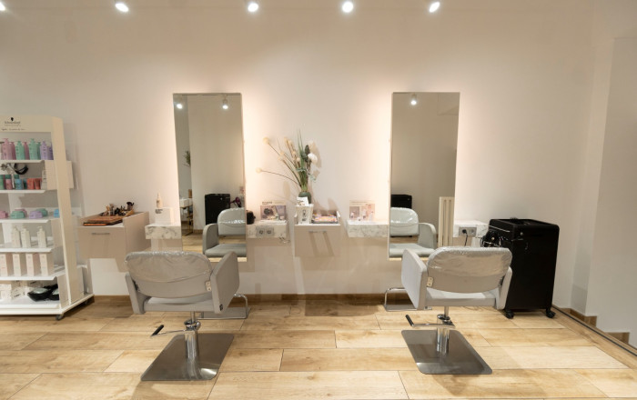 Traspaso - Peluquerias y Estetica -
Barcelona - Sarriá - Francesc Macia