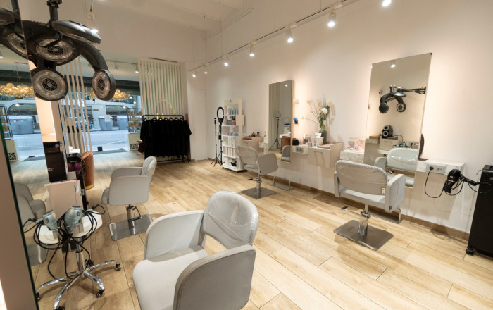 Traspaso - Peluquerias y Estetica -
Barcelona - Sarriá - Francesc Macia