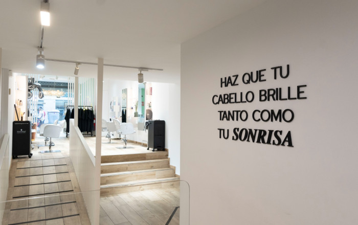 Traspaso - Peluquerias y Estetica -
Barcelona - Sarriá - Francesc Macia