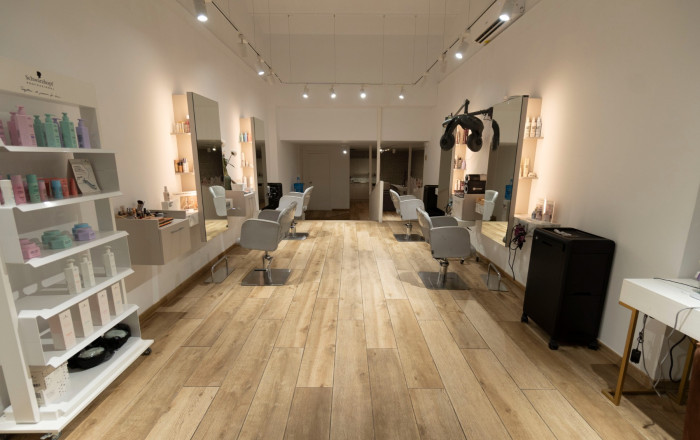 Traspaso - Peluquerias y Estetica -
Barcelona - Sarriá - Francesc Macia