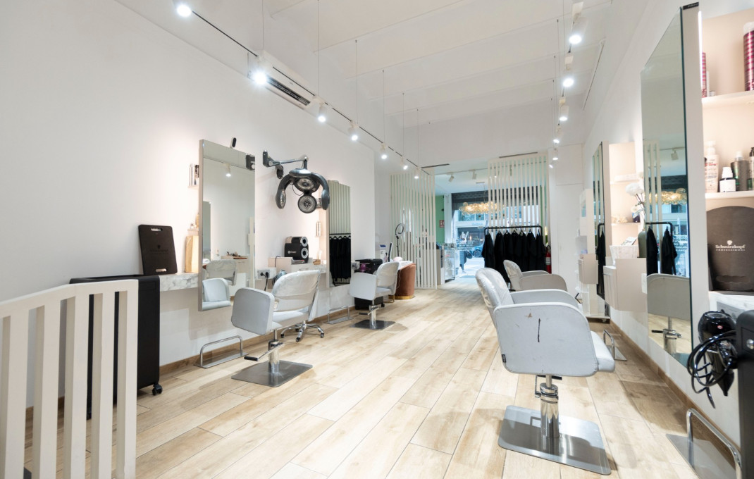 Traspaso - Peluquerias y Estetica -
Barcelona - Sarriá - Francesc Macia