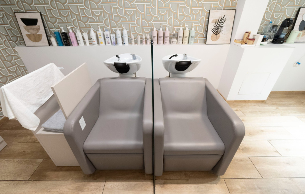 Traspaso - Peluquerias y Estetica -
Barcelona - Sarriá - Francesc Macia