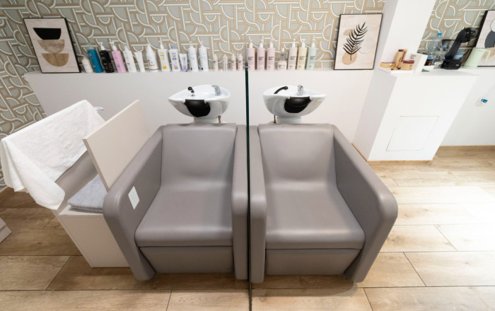 Traspaso - Peluquerias y Estetica -
Barcelona - Sarriá - Francesc Macia