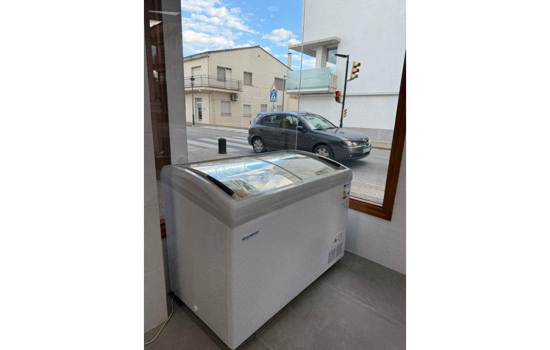 Traspaso - Tienda Alimentacion  -
Girona