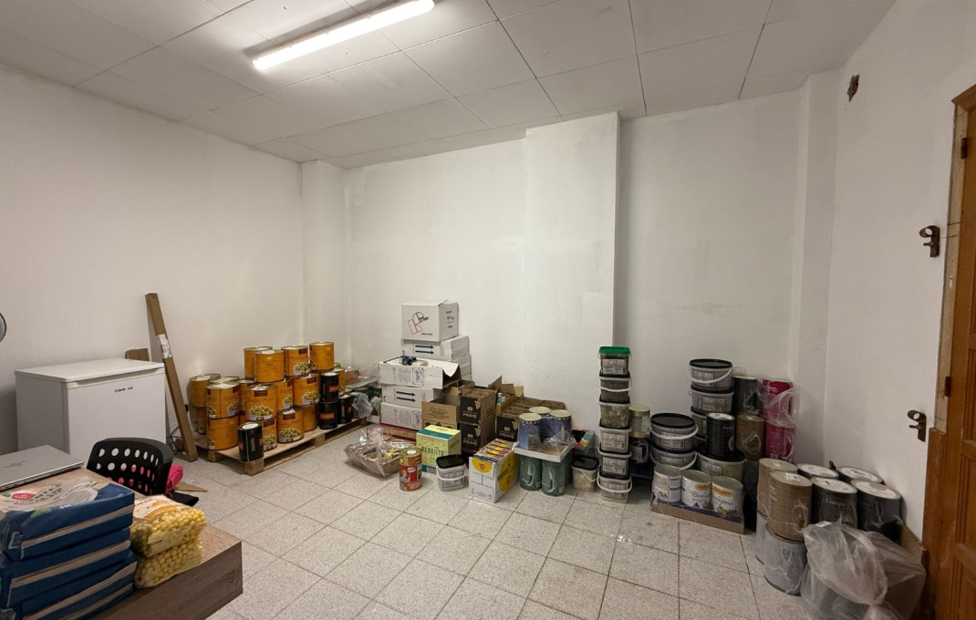 Traspaso - Tienda Alimentacion  -
Girona