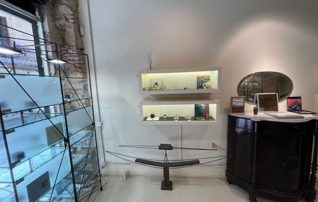 Traspaso - Local comercial -
Barcelona - Gràcia