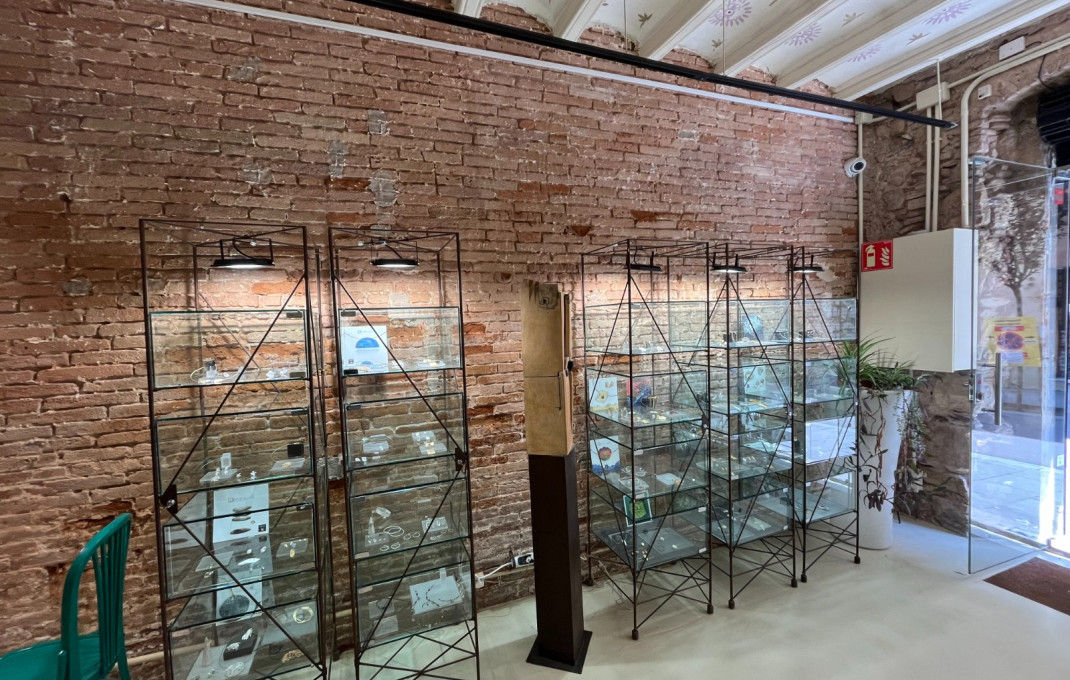 Traspaso - Local comercial -
Barcelona - Gràcia