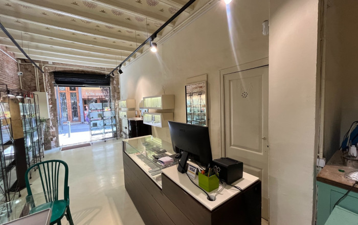 Traspaso - Local comercial -
Barcelona - Gràcia