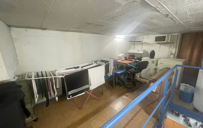 Traspaso - Peluquerias y Estetica -
Barcelona - Sant Andreu