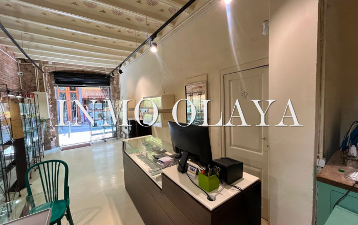 Traspaso - Local comercial -
Barcelona - Gràcia