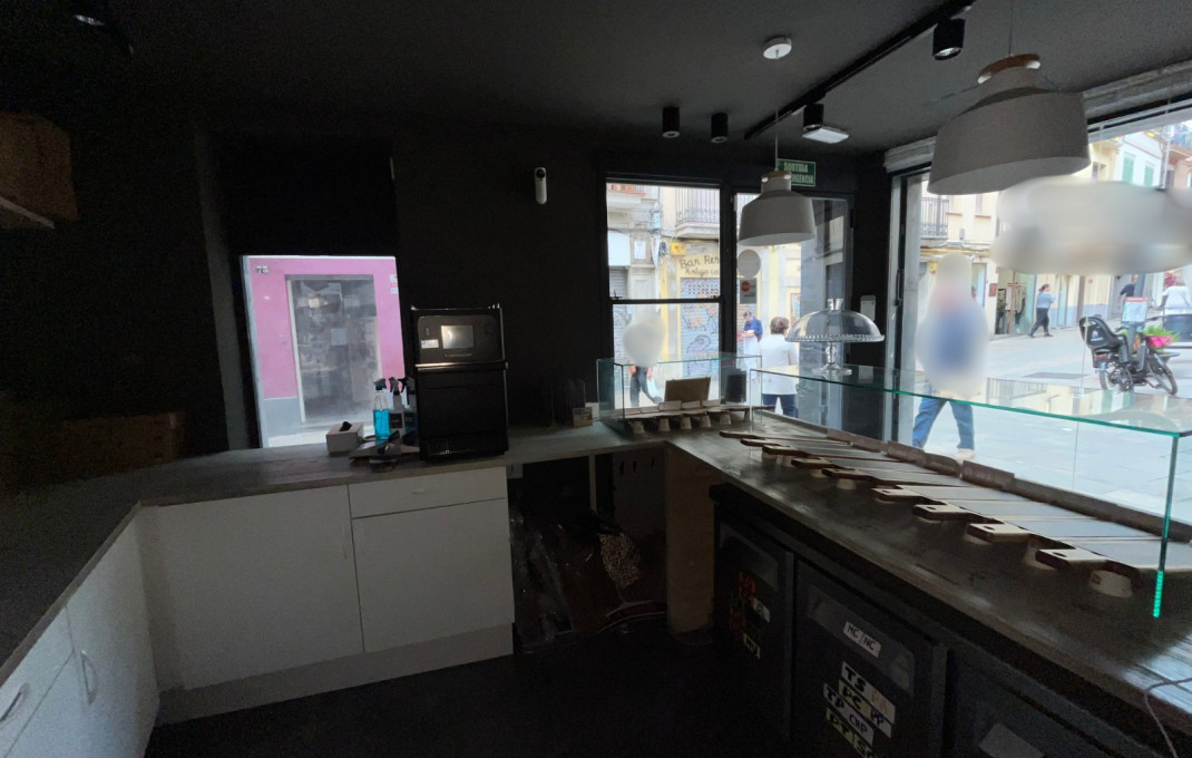 Transfer - Take Away -
Barcelona - Sarria-Sant Gervasi