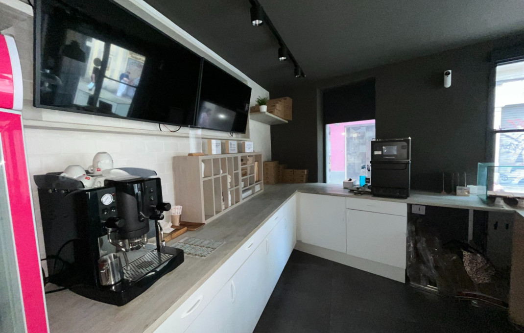 Transfer - Take Away -
Barcelona - Sarria-Sant Gervasi