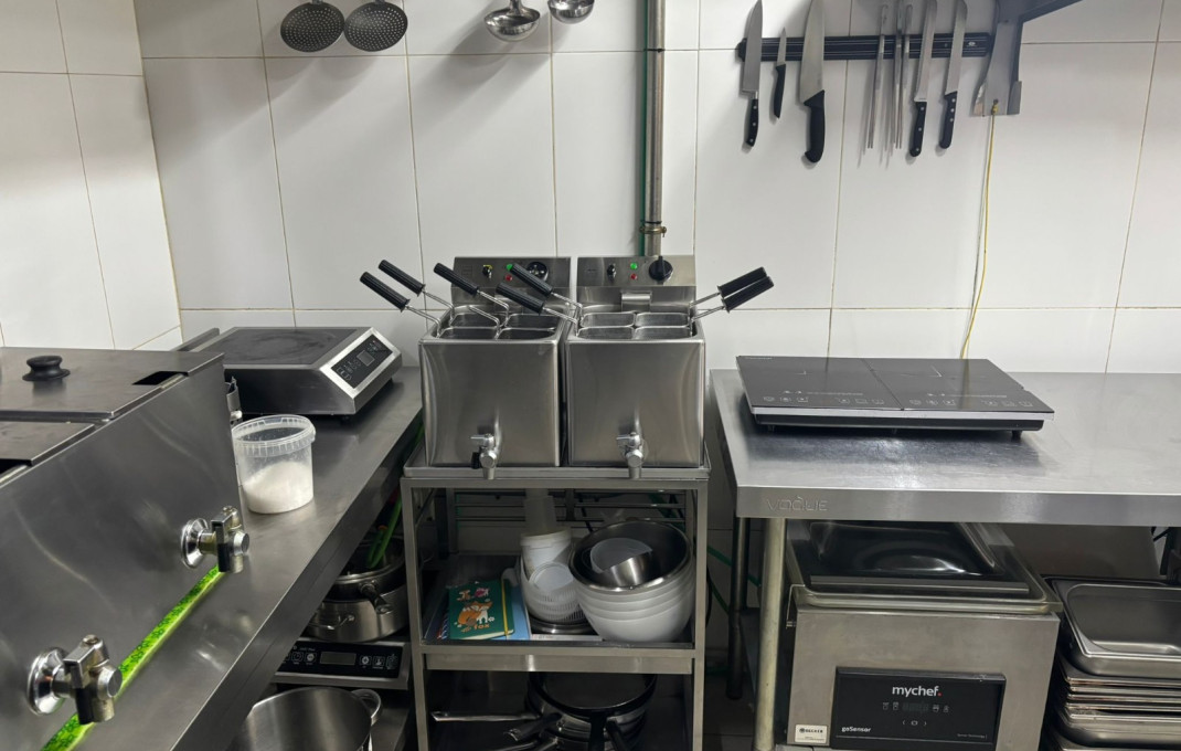 Traspaso - Restaurante -
Barcelona - Eixample