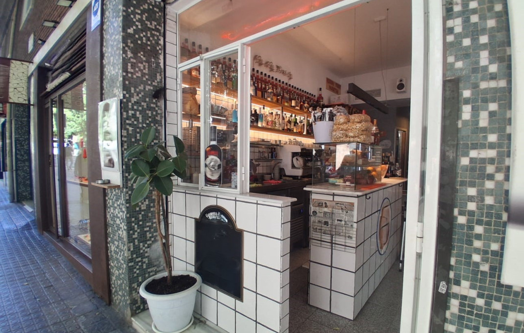 Transfer - Bar- C1 -
Barcelona - Sagrada familia