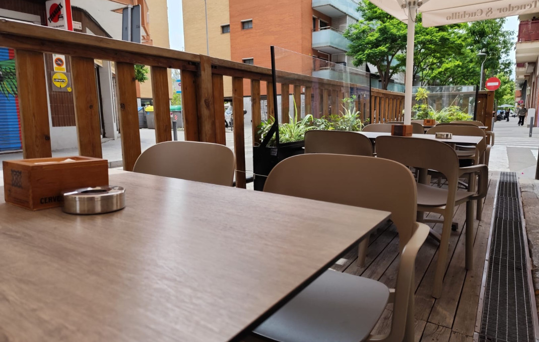 Traspaso - Bar-Cafeteria -
L'Hospitalet de Llobregat