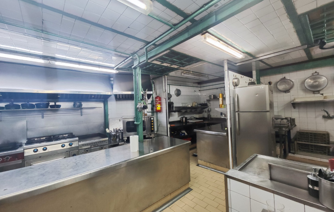 Traspaso - Bar Restaurante -
Barcelona - Clot