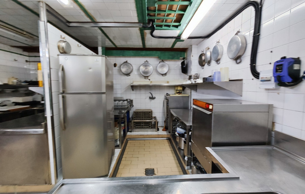 Traspaso - Bar Restaurante -
Barcelona - Clot