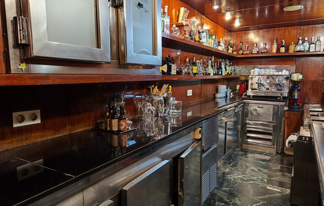 Traspaso - Bar Restaurante -
Barcelona - Clot