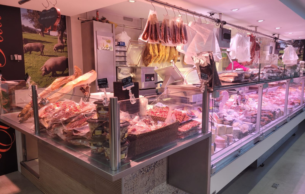 Venta - Parada de mercado -
Esplugues de Llobregat