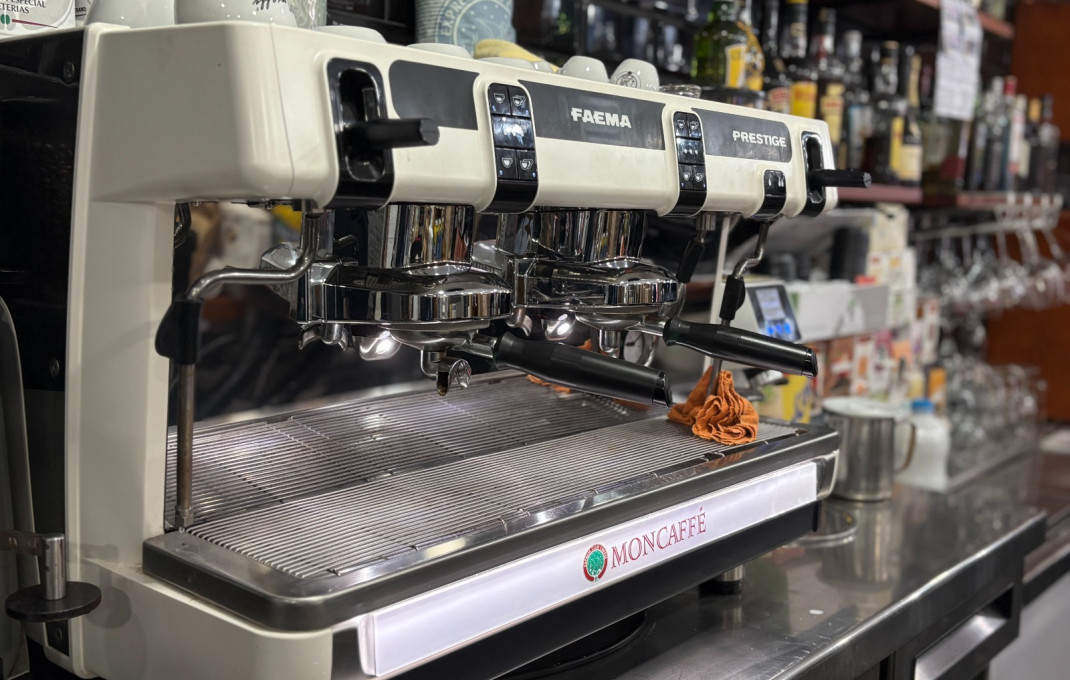 Traspaso - Bar-Cafeteria -
Esplugues de Llobregat - Can Vidalet