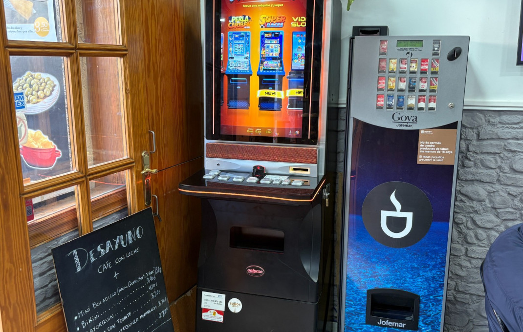 Traspaso - Bar-Cafeteria -
Esplugues de Llobregat - Can Vidalet