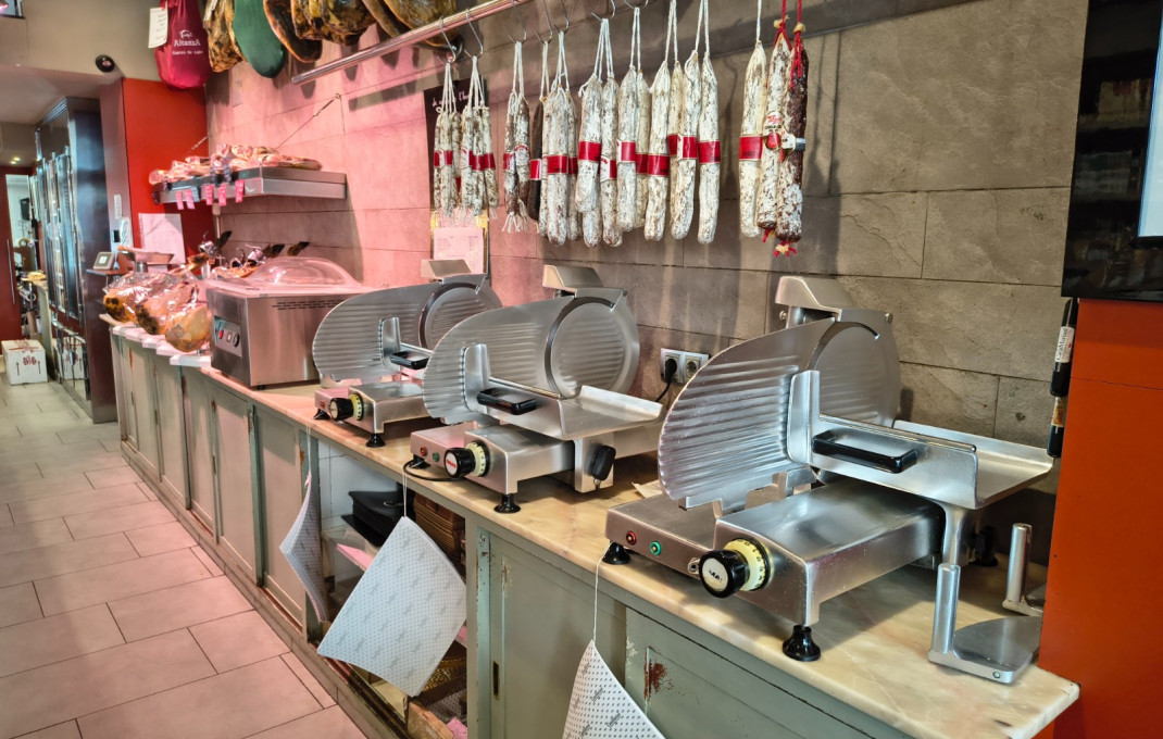 Traspaso - Tienda Alimentacion  -
Vilanova i la Geltrú