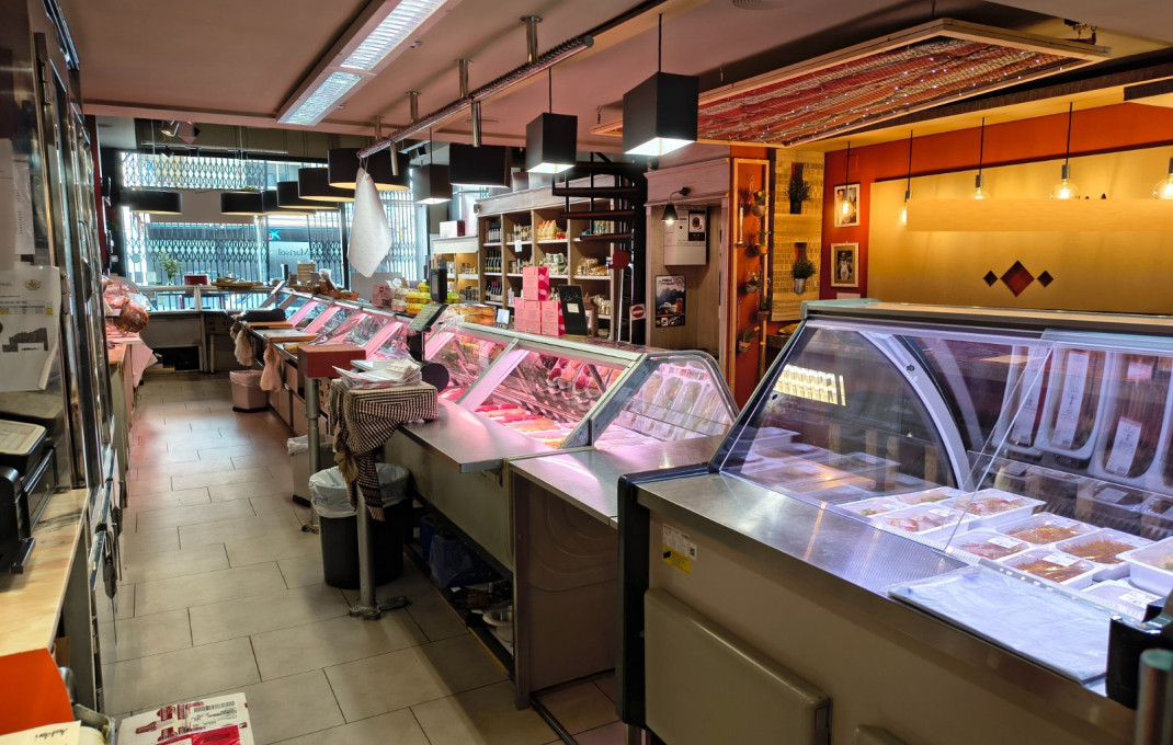 Traspaso - Tienda Alimentacion  -
Vilanova i la Geltrú