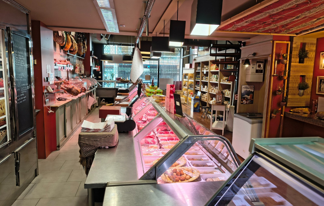 Traspaso - Tienda Alimentacion  -
Vilanova i la Geltrú