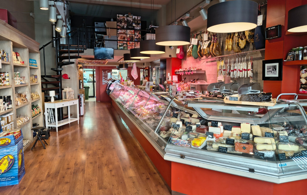 Traspaso - Tienda Alimentacion  -
Vilanova i la Geltrú