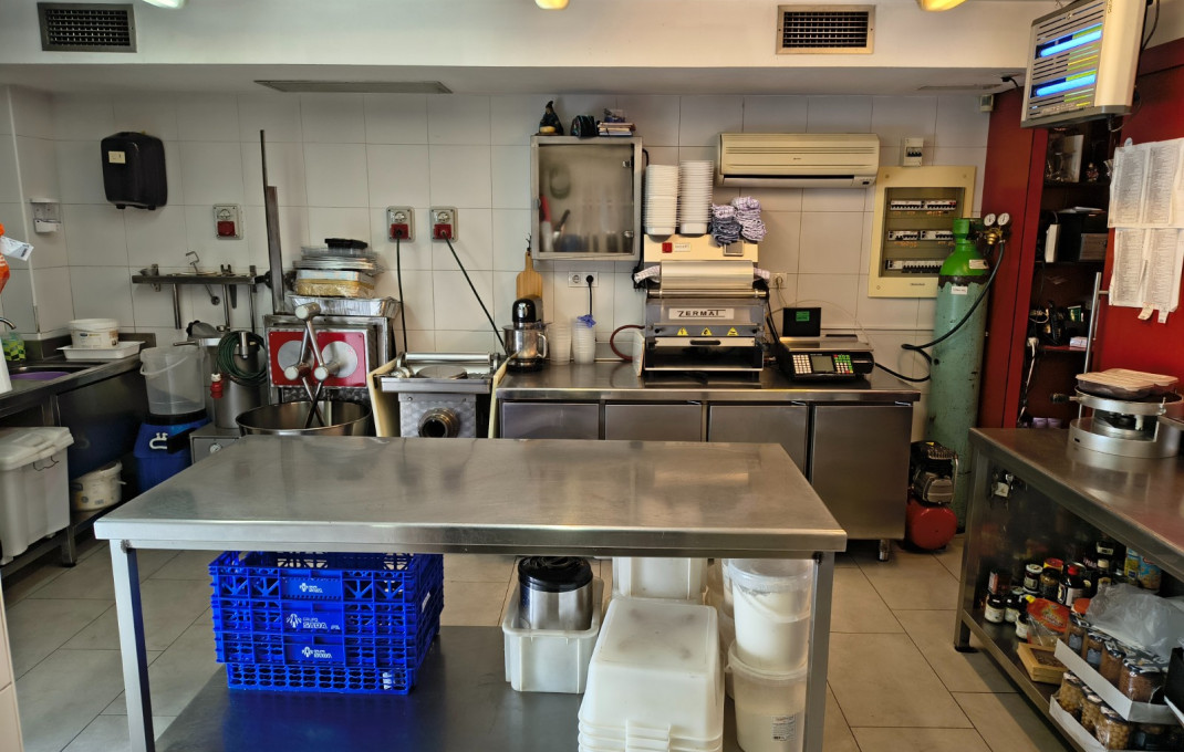 Traspaso - Tienda Alimentacion  -
Vilanova i la Geltrú