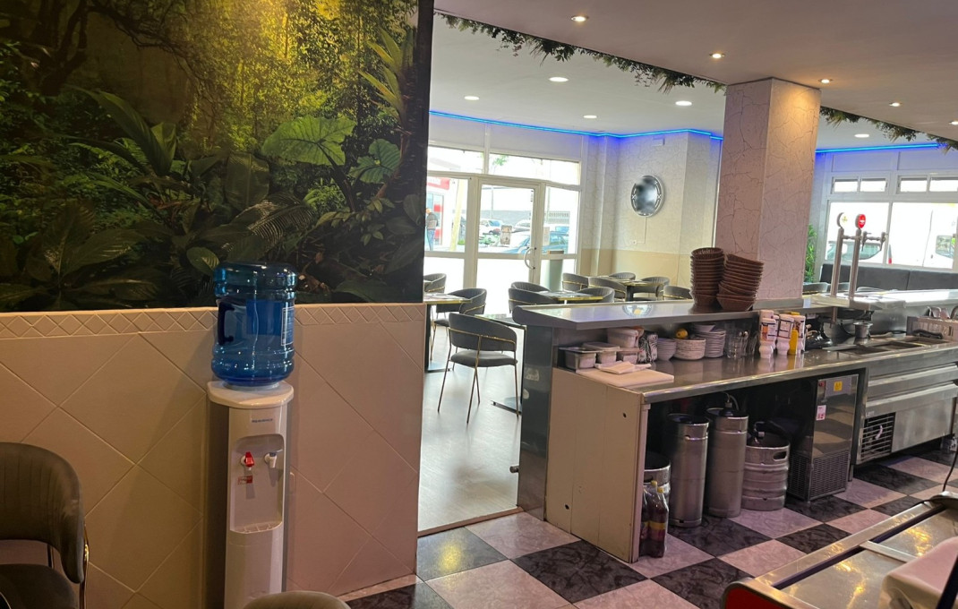 Transfer - Bar Restaurante -
Badalona - Montigalà