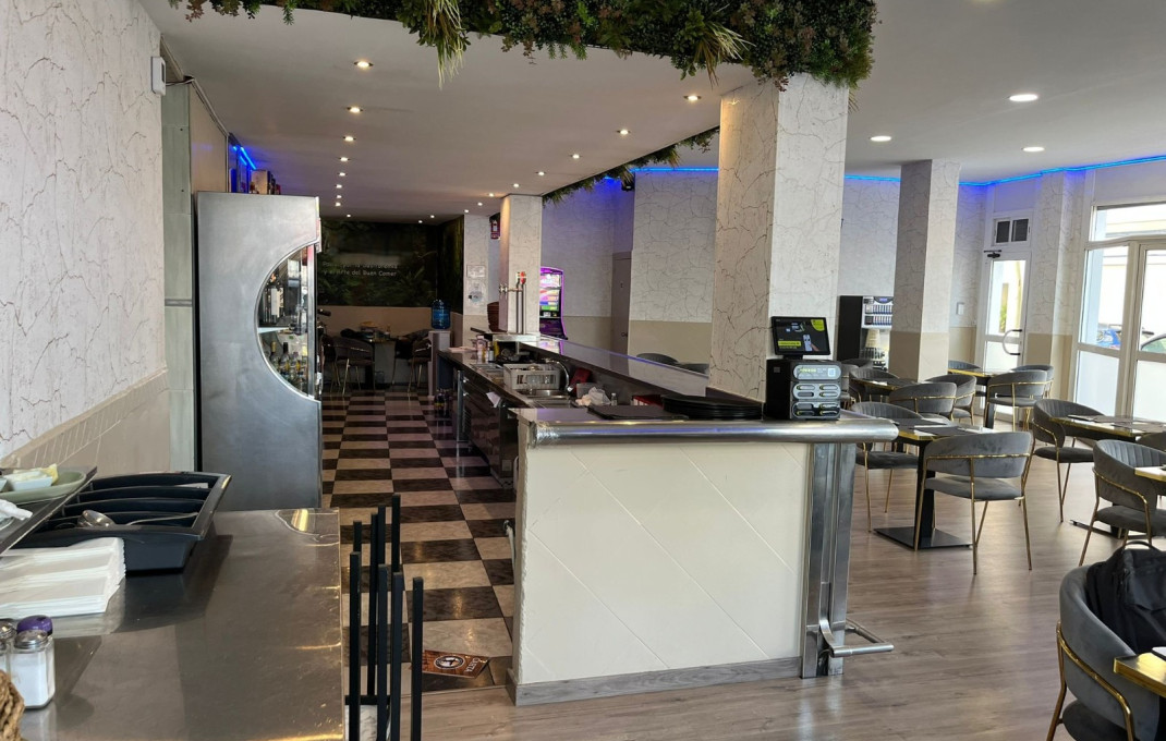 Transfer - Bar Restaurante -
Badalona - Montigalà